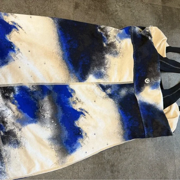 Lululemon Scoop Me Up Tank - Milky Way Multi Print sz 8 - Picture 6 of 8